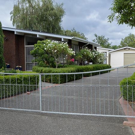 Quiet Boutique Generous Breakfast Hotell Palmerston North Eksteriør bilde